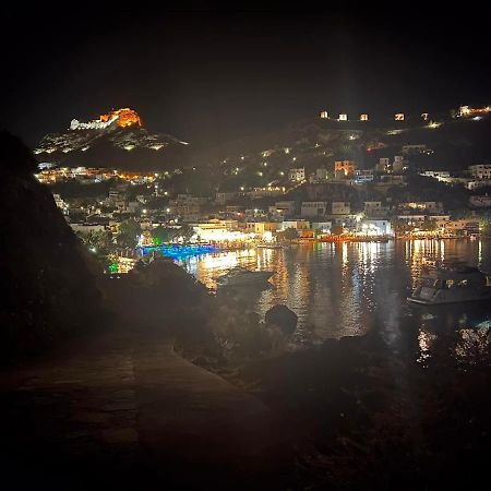 PanteliΟνειρόπετρα Λέρος~Oneiropetra Lerosアパートメント エクステリア 写真