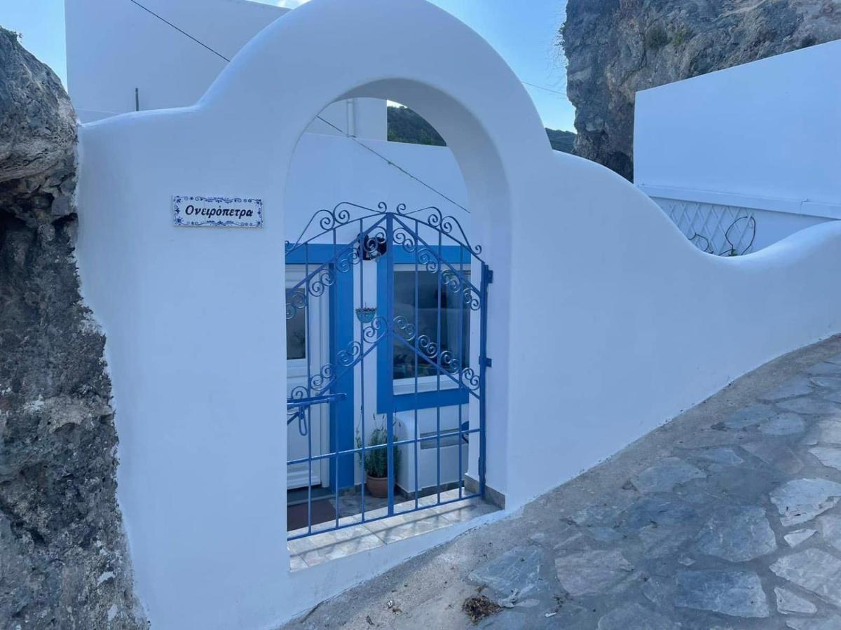 PanteliΟνειρόπετρα Λέρος~Oneiropetra Lerosアパートメント エクステリア 写真